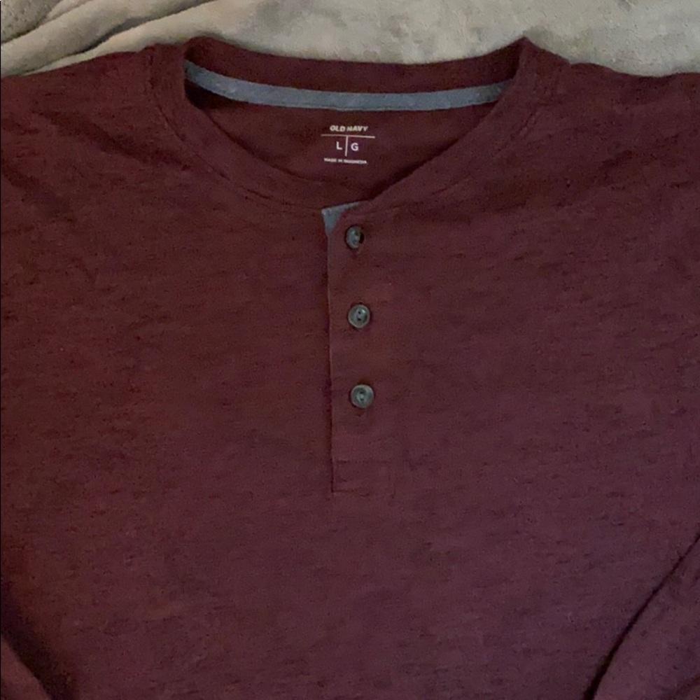 3/$15 - NWOT - Maroon Long Sleeve T Shirt